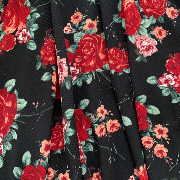 Girls floral dress - Picture 2 of 4